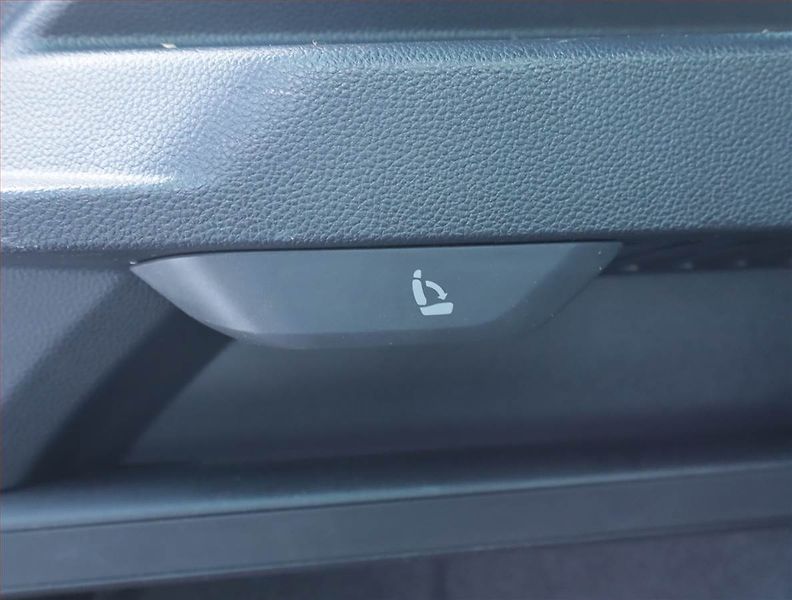 Škoda Karoq (2024) 2.0 TDI, Zár. 5 let/100000 km - fotka 23 z 25