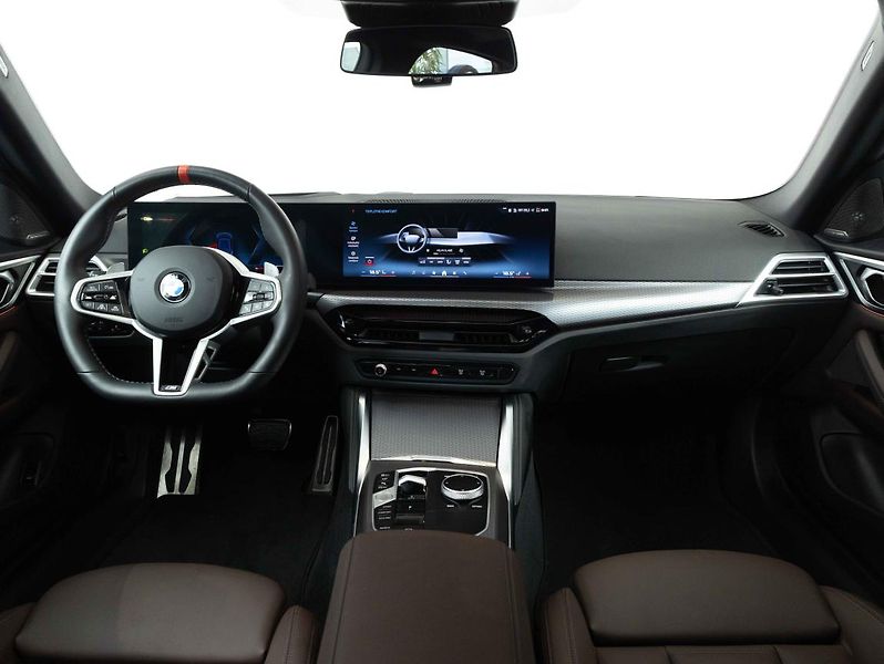 BMW Řada 4 M440i xDrive Gran Coupé - fotka 12 z 23