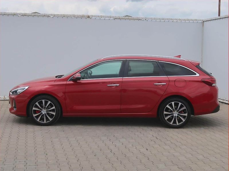 Hyundai i30 (2017) 1.6 CRDi, Automat, Serv.kniha - fotka 3 z 19