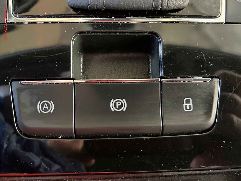 Škoda Superb (2022) 2.0TDi 4x4, ČR, DSG, LED - fotka 18 z 18