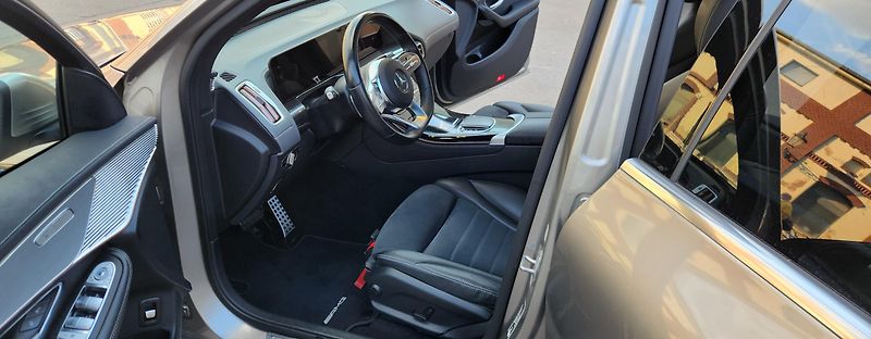 Mercedes-Benz EQC (2022) 400 4M AMG SOH 94,5% 85kWh - fotka 12 z 50