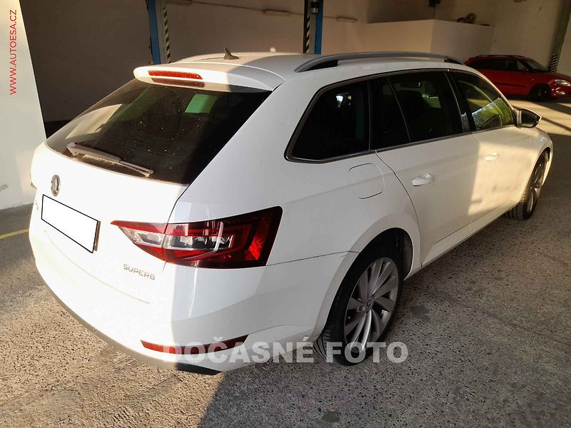 Škoda Superb (2016) 1.8TSi - fotka 2 z 3