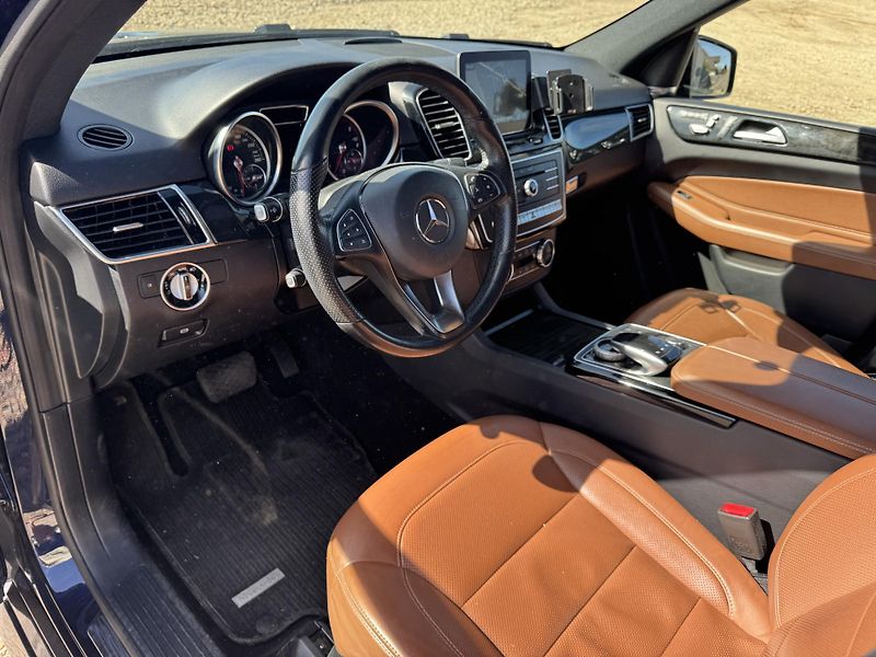 Mercedes-Benz GLE 350 4-MATIC - fotka 6 z 20
