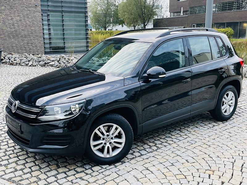 Volkswagen Tiguan 1.4TSI MANUÁL VÝHŘEV SERVISKA - fotka 2 z 39
