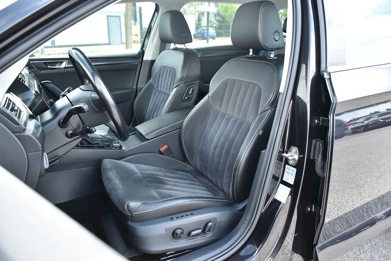 Škoda Superb (2020) Style 2.0 TDI 110kW DSG - fotka 23 z 34