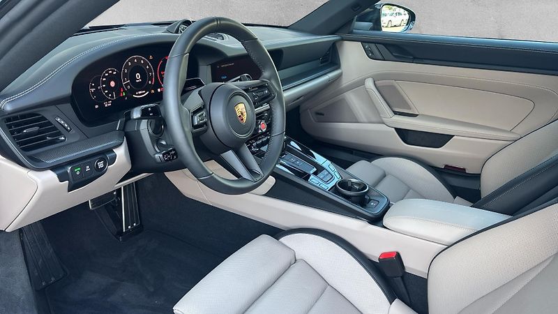 Porsche 911 Carrera S Coupé - fotka 15 z 25