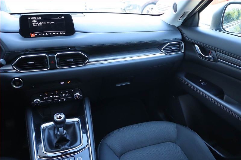 Mazda CX-5 (2019) Revolution 2.0 Skyactiv-G - fotka 8 z 25