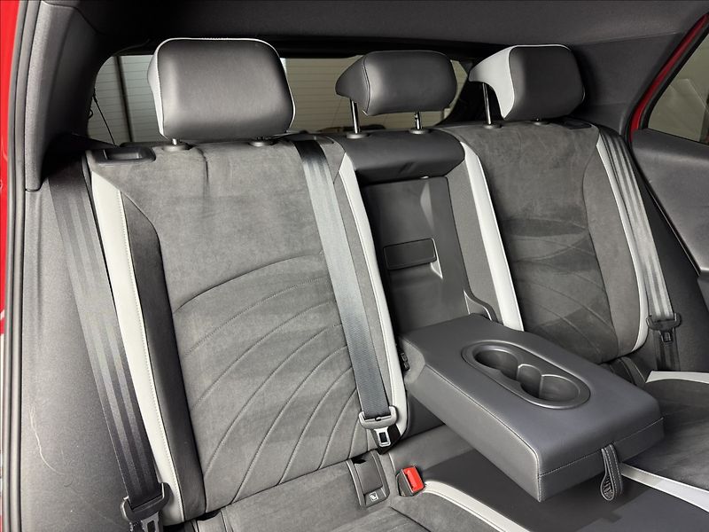 Volkswagen ID.3 Pro Sportpaket Assist Tažné - fotka 16 z 49