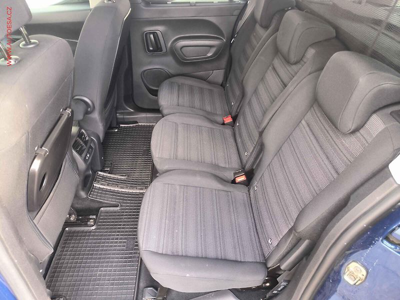 Opel Combo (2019) 1.2T, 2.maj,ČR, AC, tempo - fotka 10 z 21