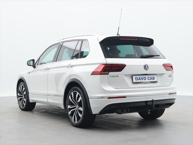 Volkswagen Tiguan 2,0 TDI 140kW 4M DSG R-Line - fotka 5 z 27