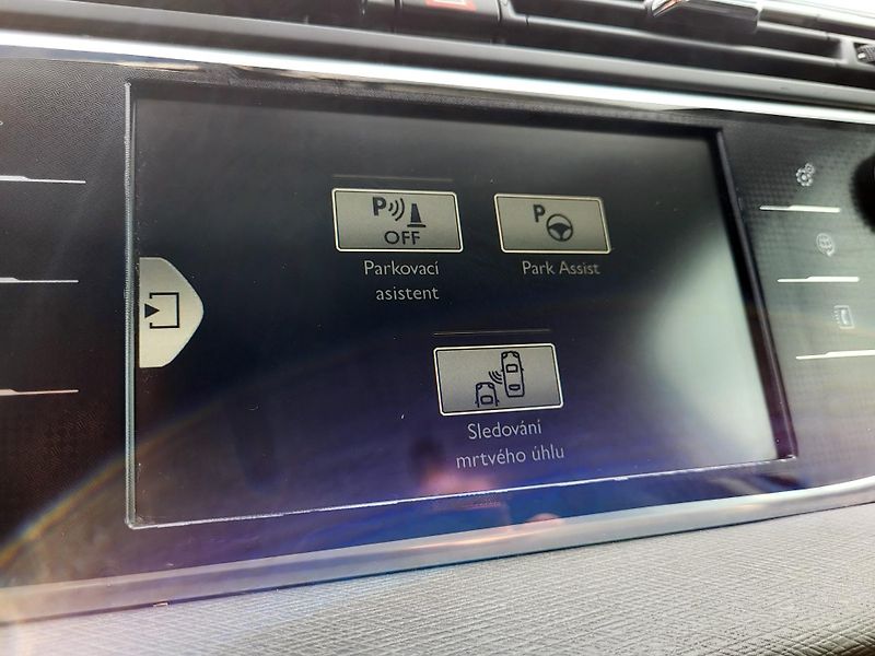 Citroën Grand C4 Picasso 2.0 eHDi autom EXCLUSIVE 7míst - fotka 15 z 48