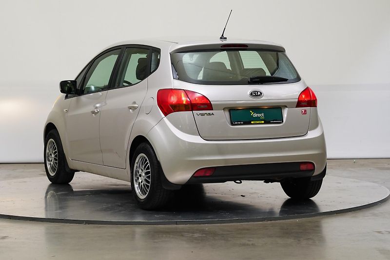 Kia Venga - fotka 7 z 24