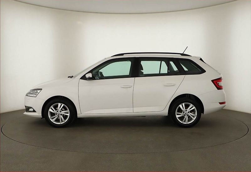 Škoda Fabia (2019) Style 1.0 TSI, ČR,1.maj - fotka 3 z 17