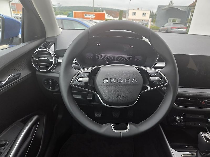 Škoda Fabia Top Selection 1,0TSI 70kW - fotka 10 z 14
