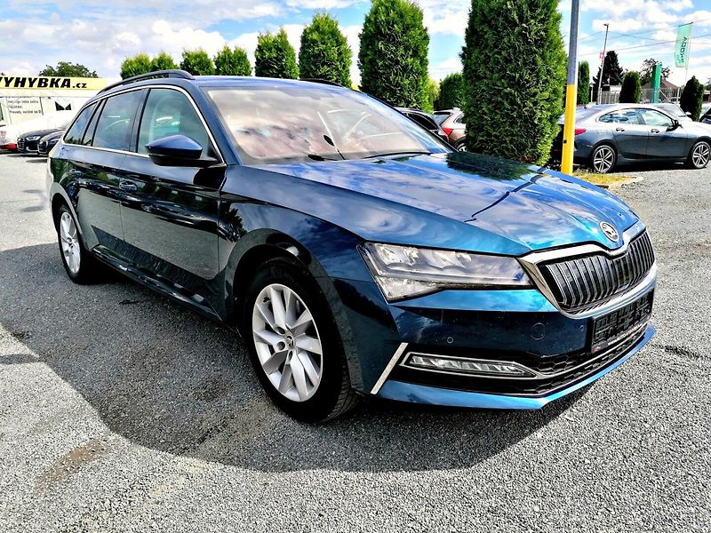 Škoda Superb (2021) IV 1.4 TSi PHEV 160kW - fotka 3 z 36