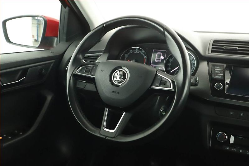Škoda Fabia (2020) 1.0 TSI, ČR,1.maj, Tempomat - fotka 8 z 14