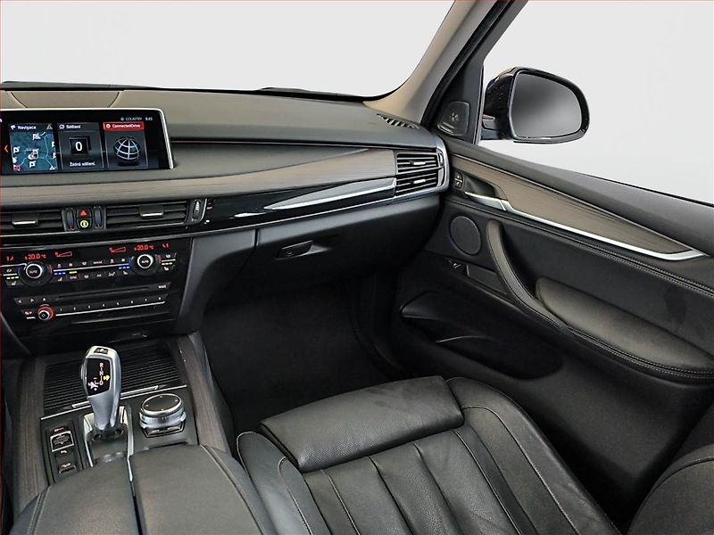 BMW X5 (2018) xDrive30d, 4X4, Automat - fotka 8 z 20