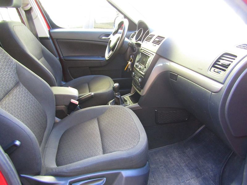 Škoda Yeti (2014) 1.4 TSI 90kW TOP QUALITY - fotka 26 z 36