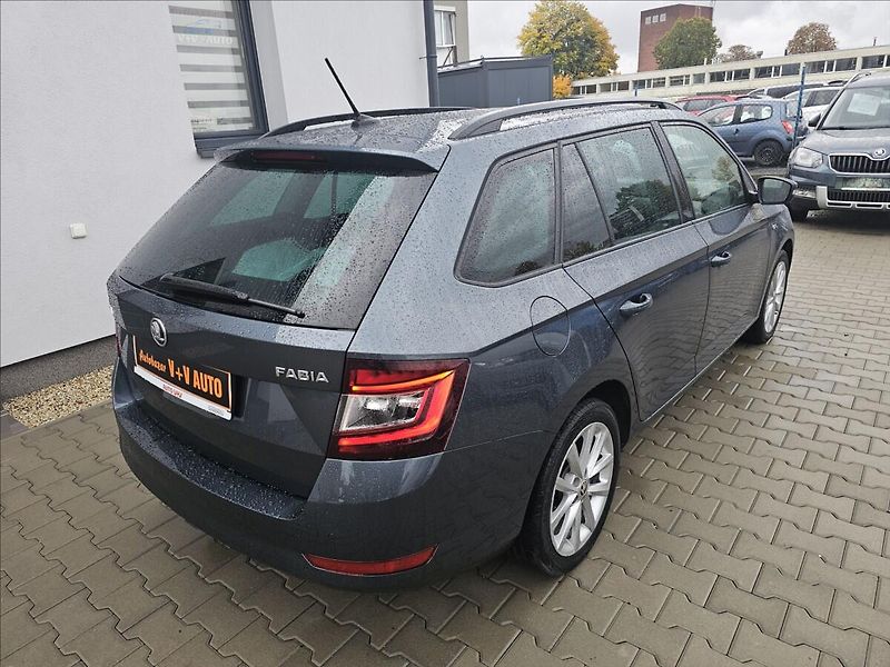 Škoda Fabia III 1,0 MPi55 KW Soleil - fotka 6 z 43