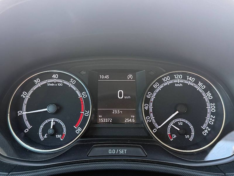 Škoda Fabia (2019) 1.0 TSI 70 kW Ambition - fotka 11 z 20