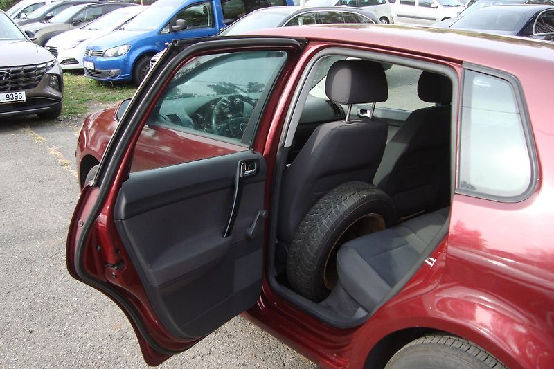 Volkswagen Polo (2006) 1.4i 16V, ČR, Servisní kniha - fotka 35 z 71