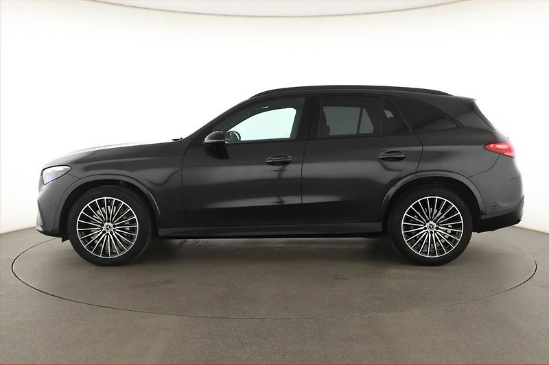 Mercedes-Benz GLC (2025) 220 d 4MATIC - fotka 3 z 21