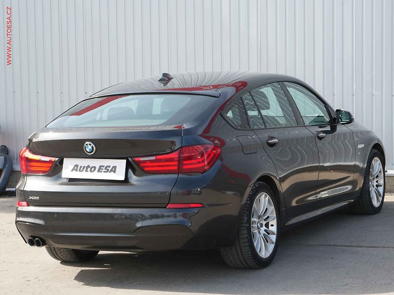 BMW Řada 5 (2014) 3.0 D 530d GT xDrive, ČR, AT - fotka 4 z 37