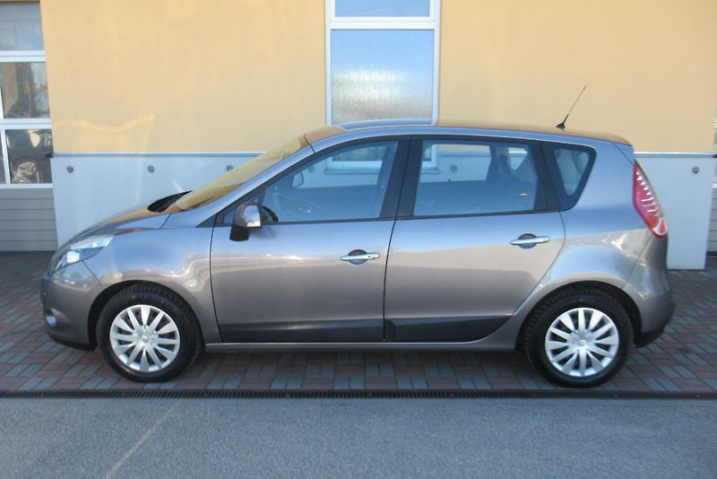 Renault Scénic 1.5 DCi AUT. KLIMA TAŽNÉ - fotka 6 z 20