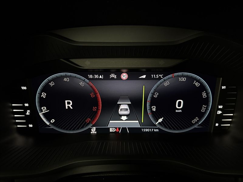 Škoda Kodiaq 2,0 TDi  DSG 4x4 Clever Assist - fotka 30 z 48