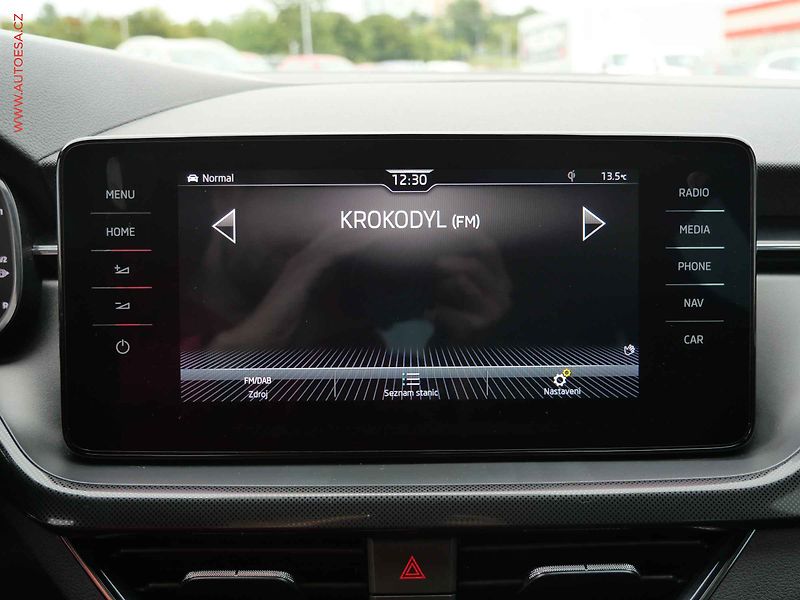 Škoda Scala (2019) 1.5 TSi, ČR, DSG, LED - fotka 18 z 27