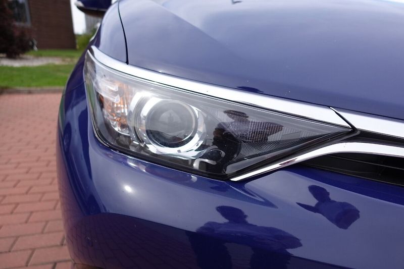 Toyota Auris 1.6VVTi 6M/T BO Active Trend - fotka 32 z 32