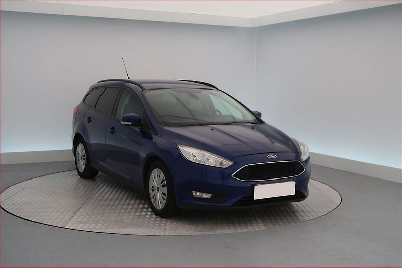 Ford Focus (2015) 1.5 TDCi, Navi, Tempomat - fotografie inzerátu
