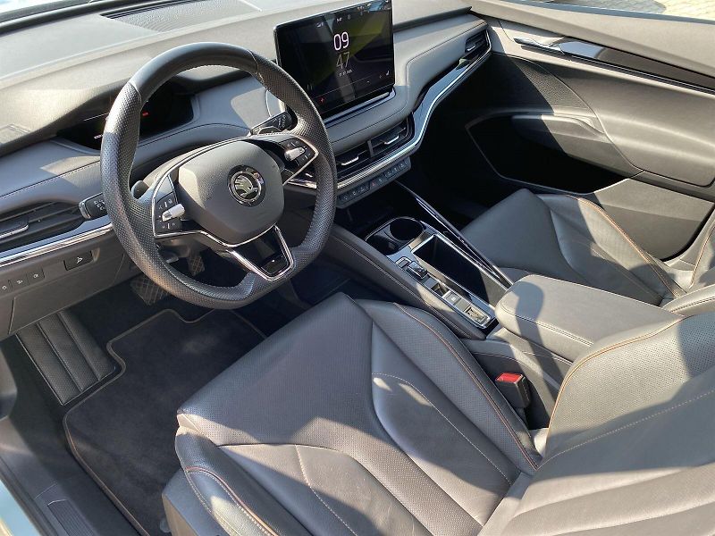 Škoda Enyaq (2022) iV 60 132kW - fotka 7 z 36