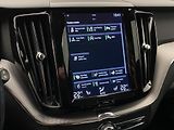Volvo XC60 D4 AWD R-DESIGN REZERVACE - náhled 34