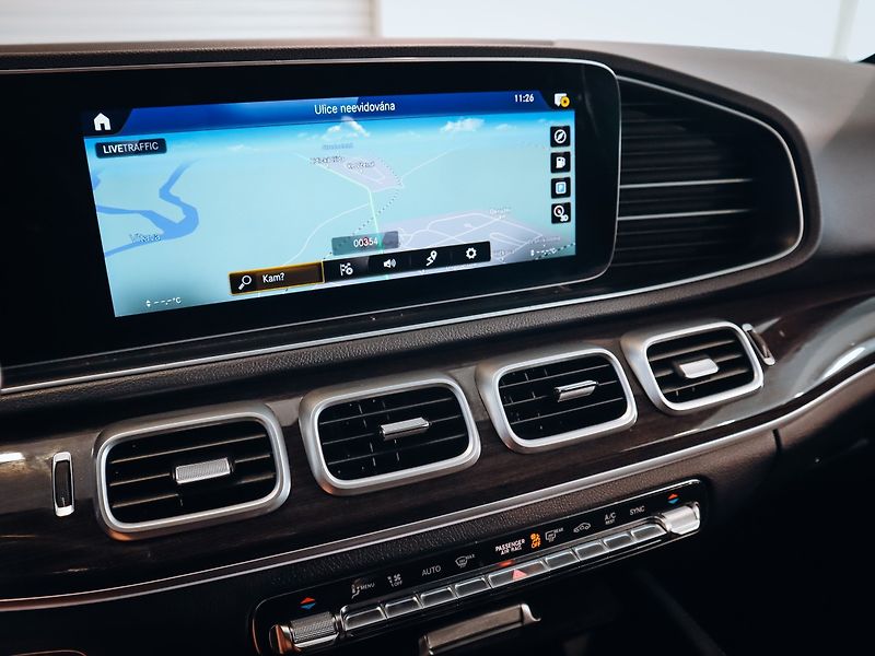 Mercedes-Benz GLE 450 4MATIC AMG 270kW - fotka 13 z 26