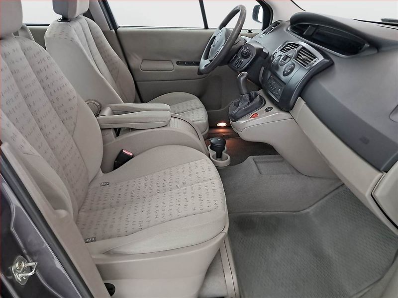 Renault Scénic (2004) 1.6 16V, Serv.kniha, po STK - fotka 9 z 16