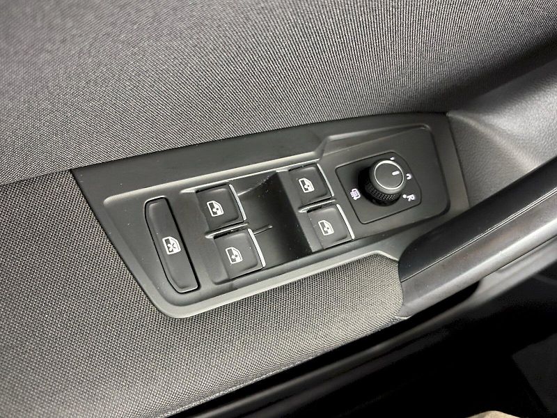Volkswagen Tiguan Allspace (2022) Life 2.0 TDI 110kW - fotka 27 z 33