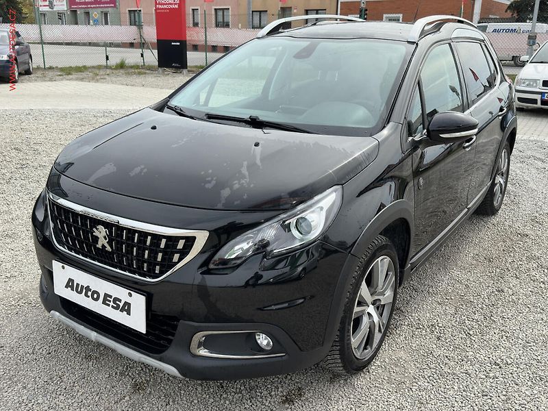 Peugeot 2008 (2019) 1.2PT, Crossway, navi, panor - fotka 3 z 19