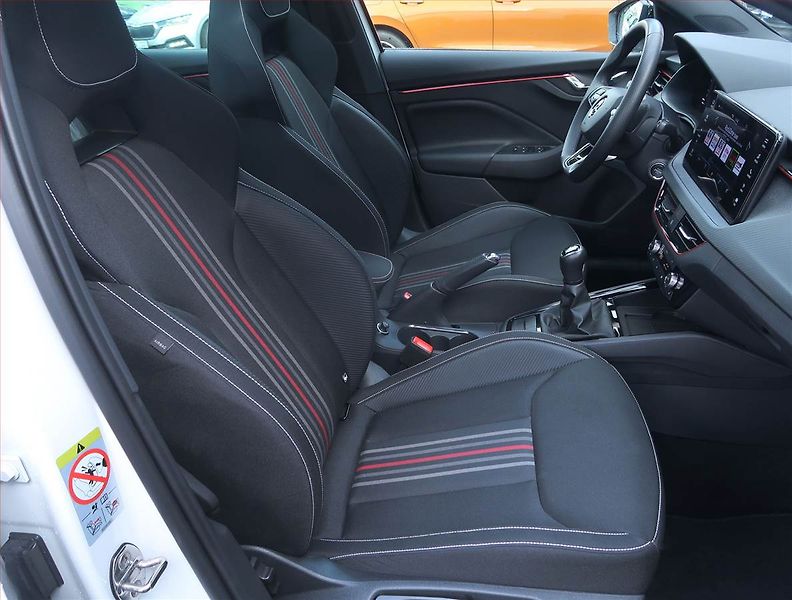 Škoda Scala (2024) Monte Carlo 1.0 TSI - fotka 9 z 16