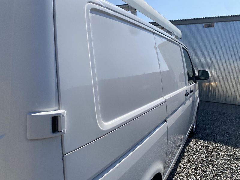 Volkswagen Transporter 2.0TDi 105PS 0%KOROZE DPH AC!! - fotka 47 z 165