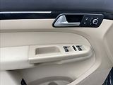 Volkswagen Touran 2,0 TDi 103kw DSG Highline Pan - náhled 20