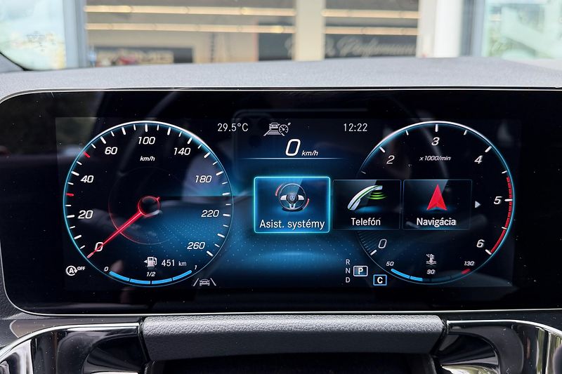 Mercedes-Benz GLA (2021) GLA 220d 4Matic AMG Line - fotka 64 z 121