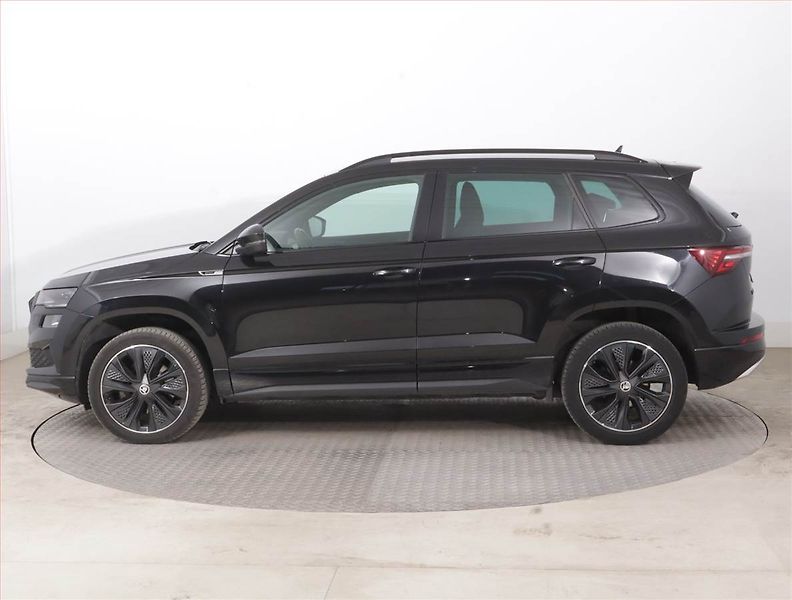 Škoda Karoq (2023) Sportline 1.5 TSI - fotka 3 z 16