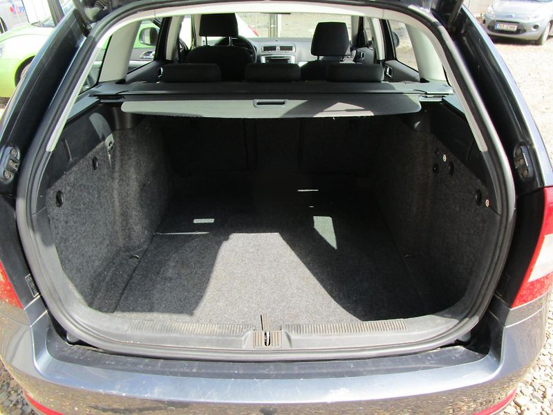 Škoda Octavia 2,0TDI-103KW-NOVÁ STK - fotka 6 z 13