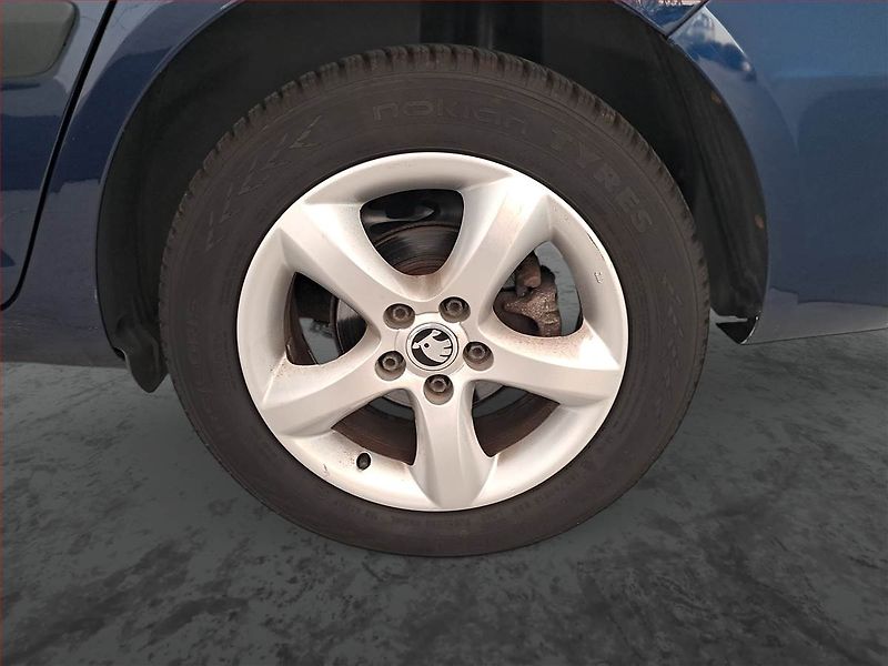Škoda Fabia (2012) 1.2 TSI, Tempomat - fotka 15 z 15