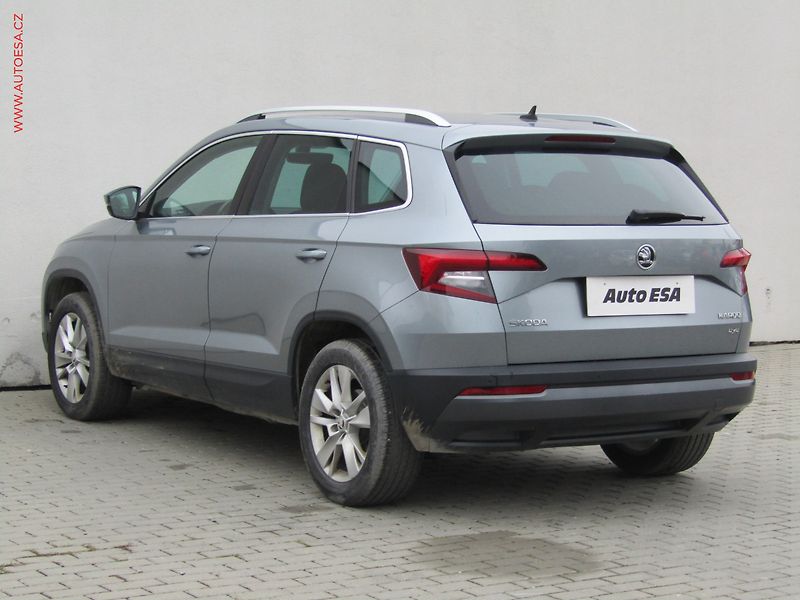 Škoda Karoq (2018) 2.0 TDi 4x4, ČR, Style, navi - fotka 6 z 18