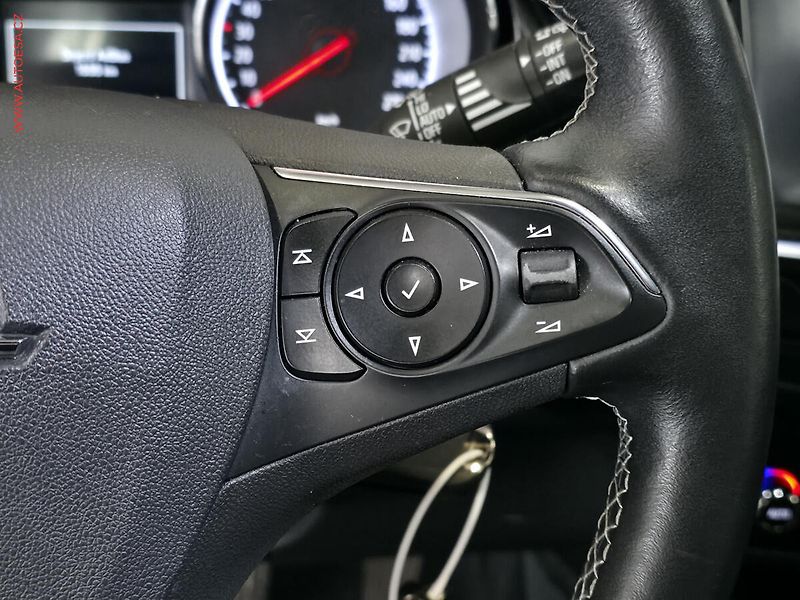 Opel Insignia (2021) 2.0 CDTi, AT, LED, navi - fotka 17 z 18