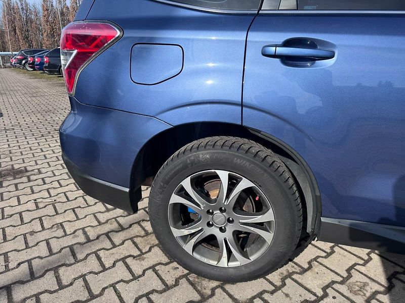 Subaru Forester (2013) 4X4 2,0D 108 KW TAŽNÉ 2.MAJ - fotka 15 z 50