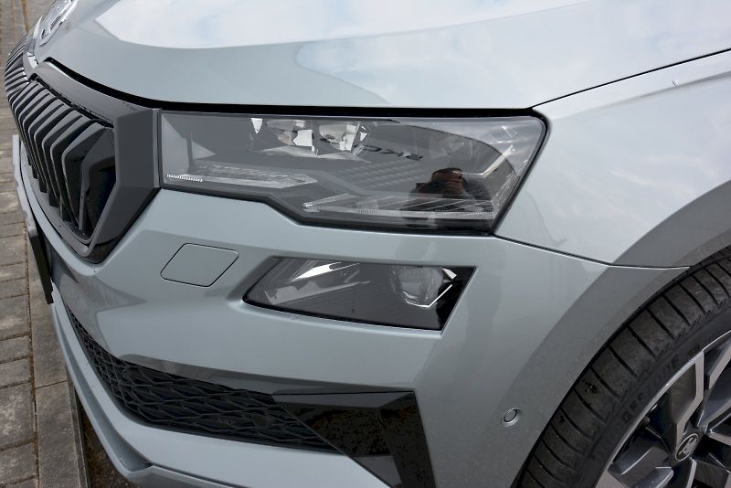 Škoda Karoq (2026) SportLine 1,5 TSI 110 kW 7 AP - fotka 13 z 22