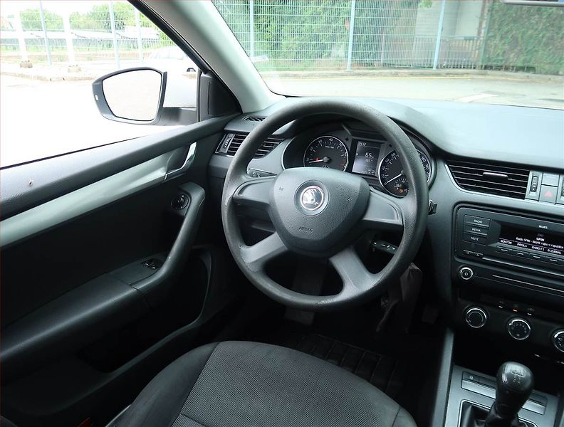 Škoda Octavia (2013) 1.2 TSI, Serv.kniha - fotka 7 z 15